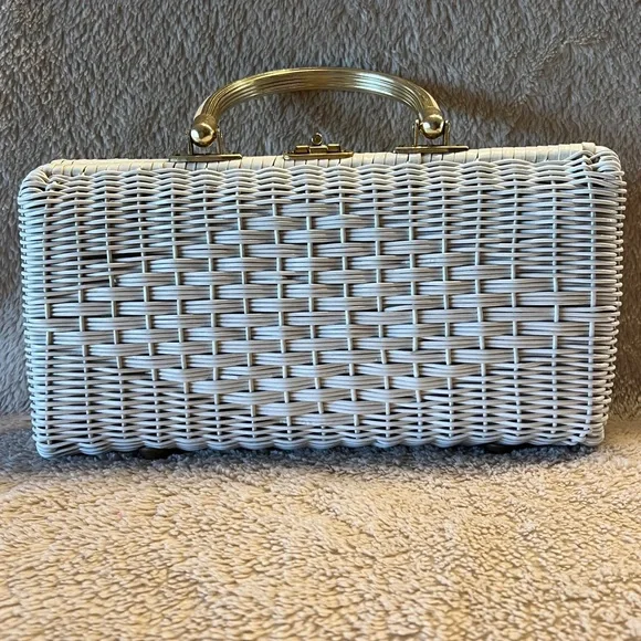 BRITISH OF HONG KONG Vintage Handmade White Wicker Purse - Picture 3 of 17